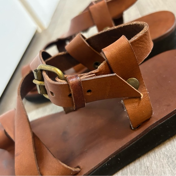 REAL LEATHER BROWN STRAPPY SANDAL WITH ADJUSTABLE STRAP SIZE 6 FROM COSTA RICA - Picture 14 of 14